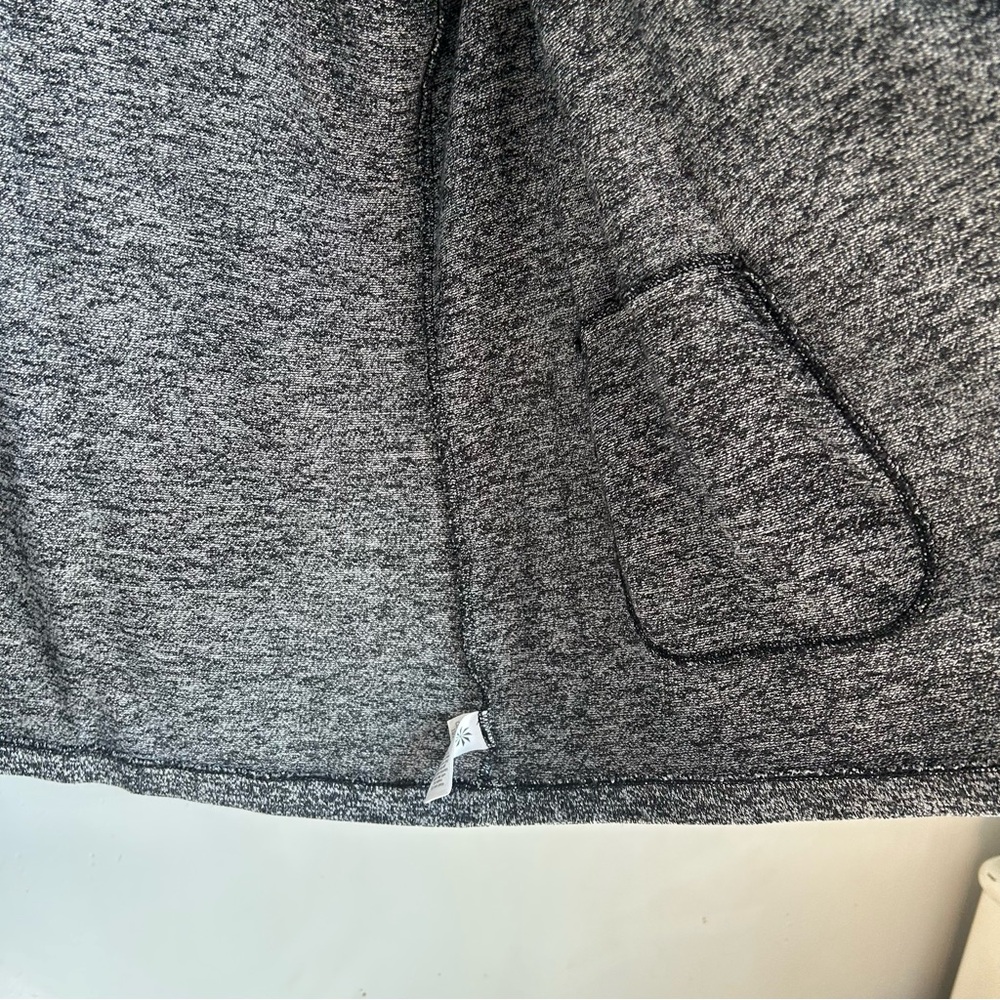 🩷ATHLETA HEATHERED BLACK GRAY SWEATER CARDIGAN TRENDING LONG SLEEVE SIZE SMALL - Picture 7 of 7